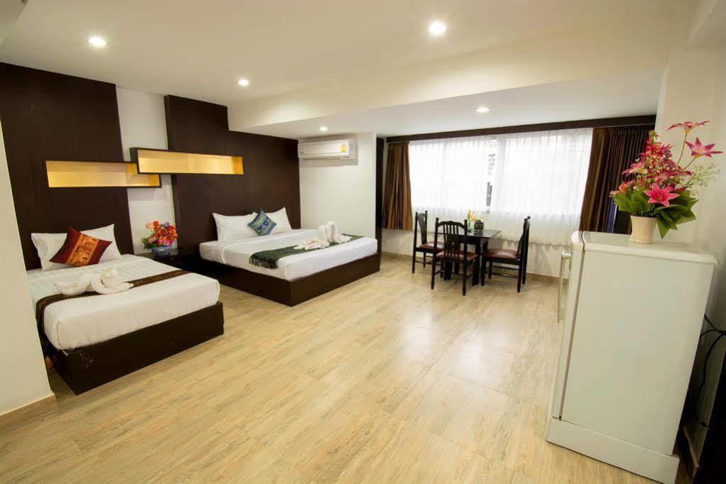 Boss Suites Pattaya Exterior foto